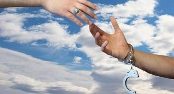 آزادی زندانی بدهکار مالی به حرمت حضرت فاطمه (س) در دزفول